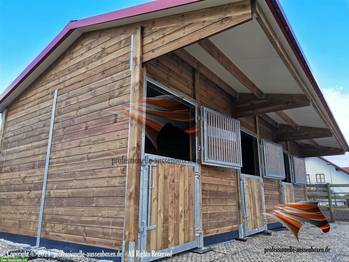 Bild 8: Pferdeställe - Stallbau, Pferdeboxen, Weidehütten, Unterstände